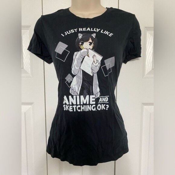JUST A GIRL WHO LOVES ANIME AND SKETCHING. Tshirt Size: S (Jrs) - GUC - Picture 6 of 6